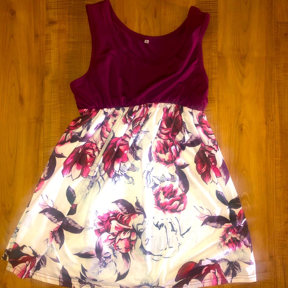 Maroon & White Floral Tank - XL